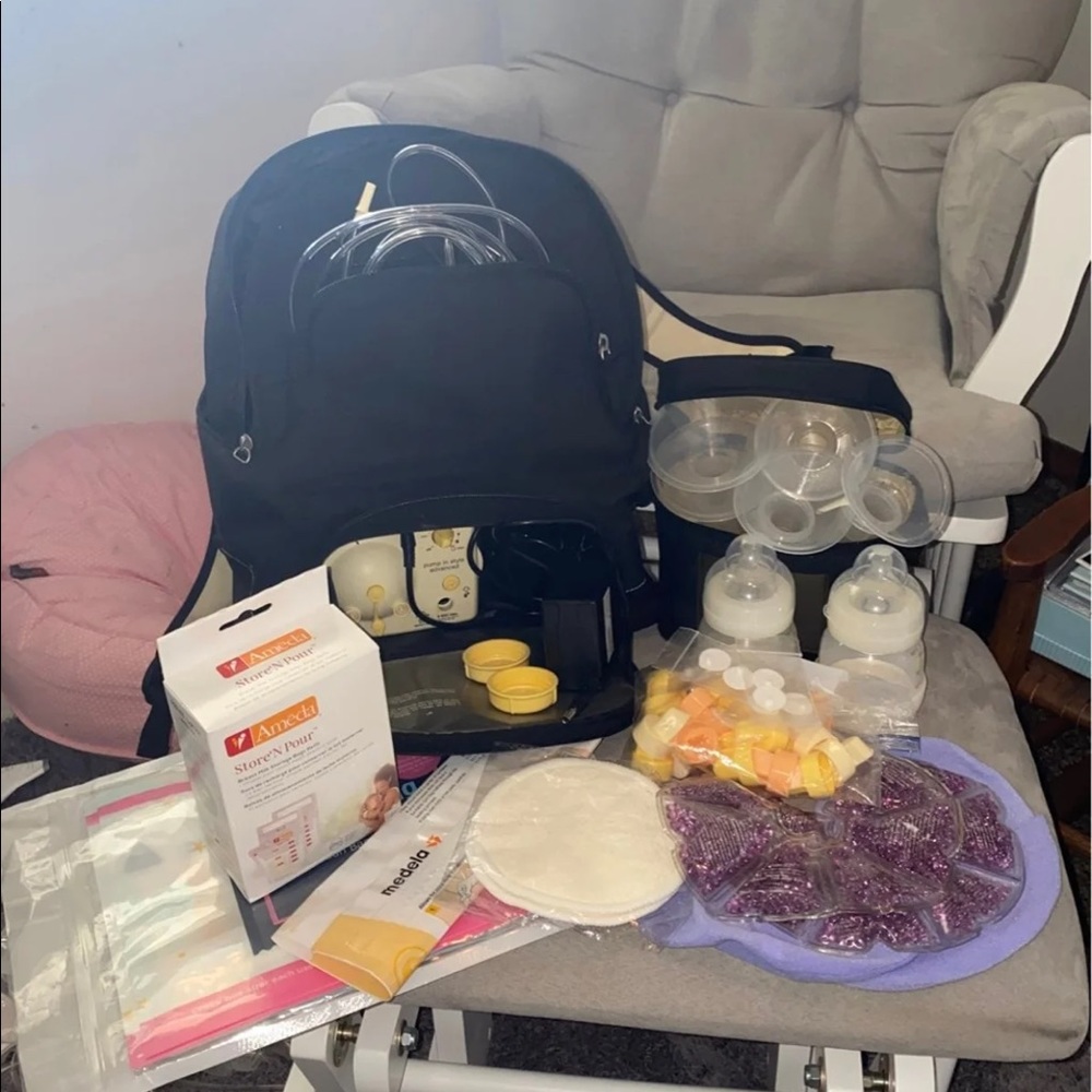 Medela breastpump backpack huge accessory bundle